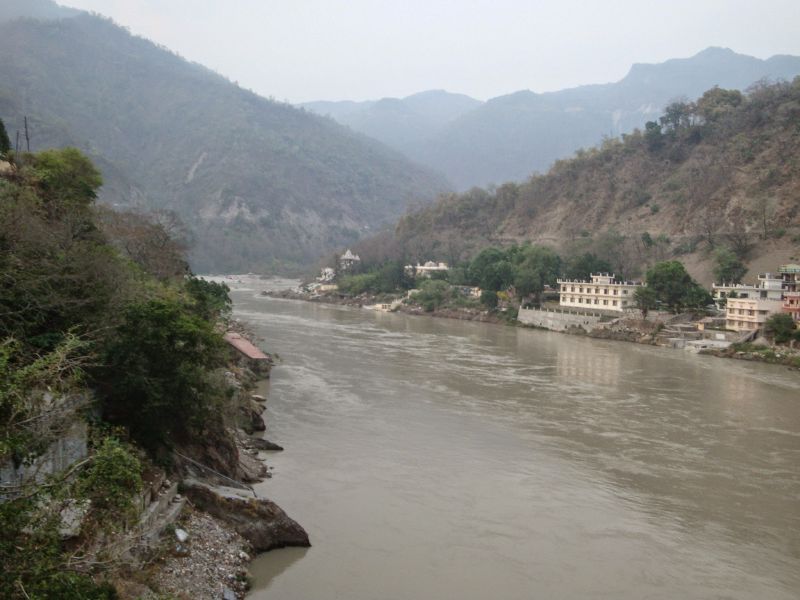 File:Ganga in Rishikesh 2.jpg