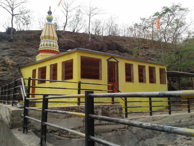 File:Kondeshvara Mandir mumbai.jpg