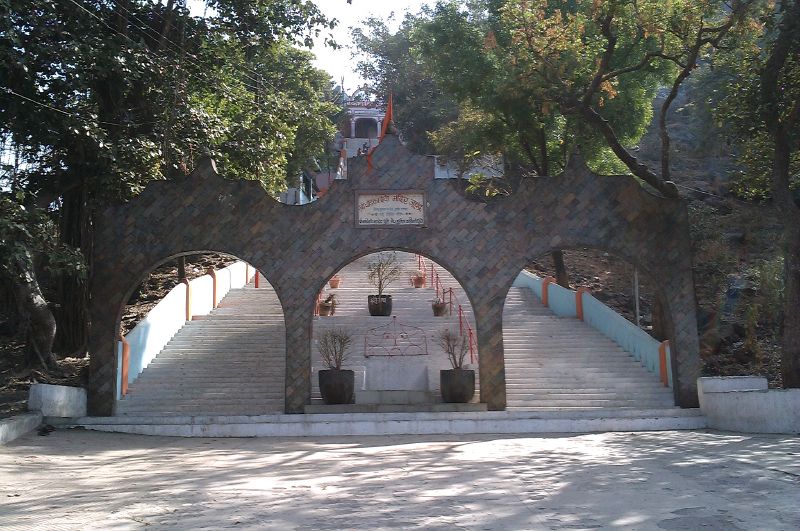 File:Chandi temple Mumbai.jpg