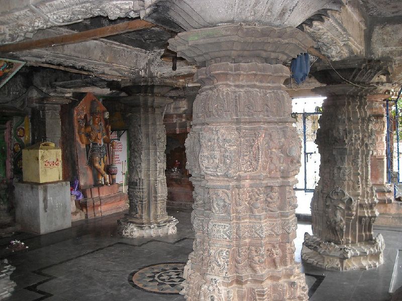 File:Kashi Vishveshvara Devasthanam 1.jpg